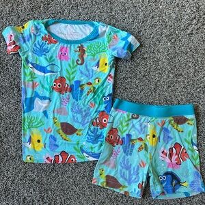 Disney Little Sleepies Finding Nemo 18-24 months shorts Pajama Set